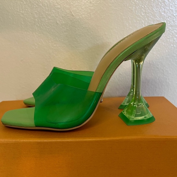 TONY BIANCO Serri Sandal in Vinylite & Lime Nappa - Picture 9 of 12